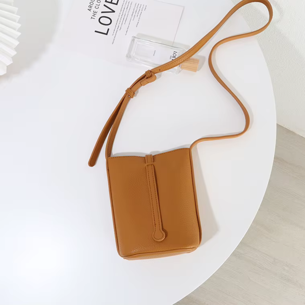 Salona Shoulder Bag
