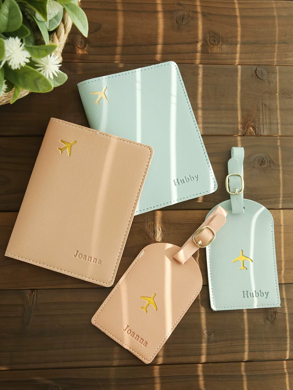 Juno Passport Cover