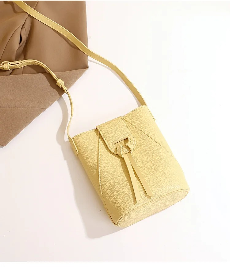 Soraya Messenger Bag