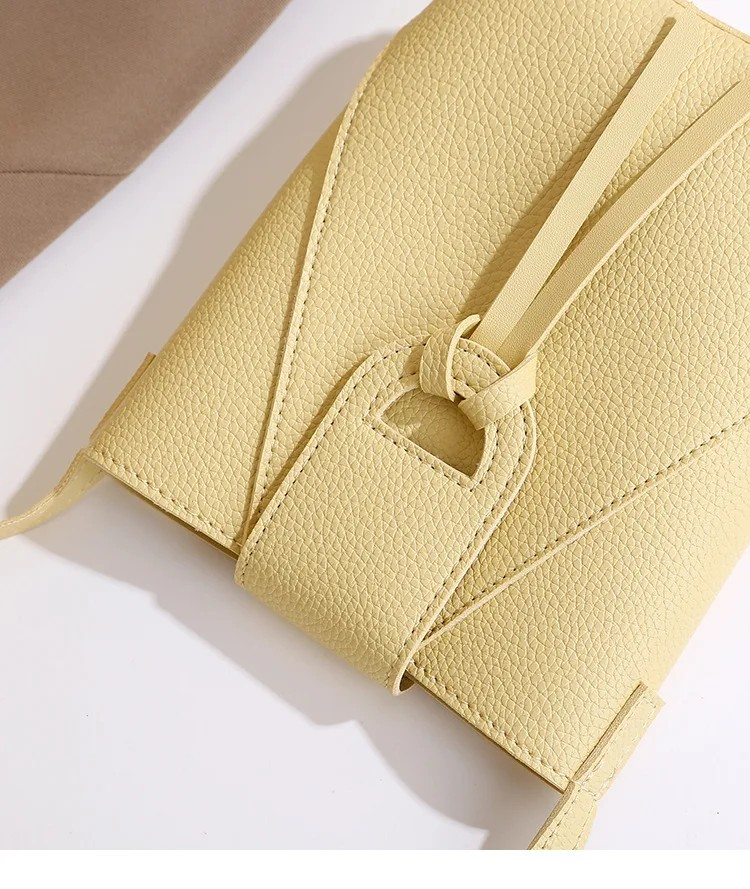 Soraya Messenger Bag