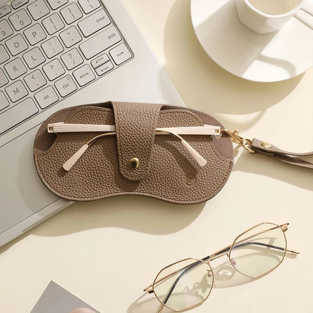 Leather Solis Eyewear Protector