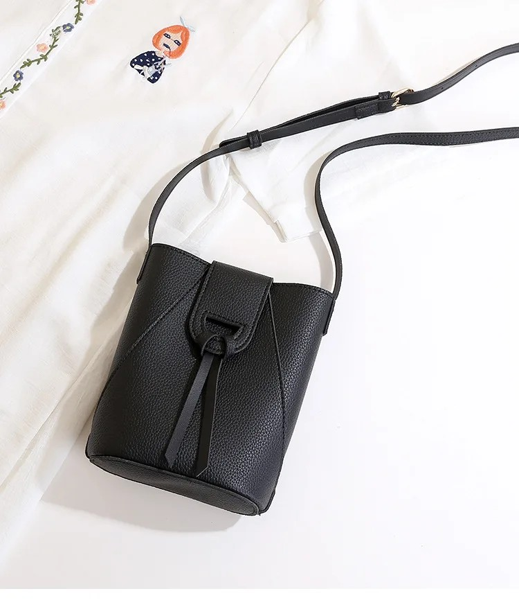 Soraya Messenger Bag