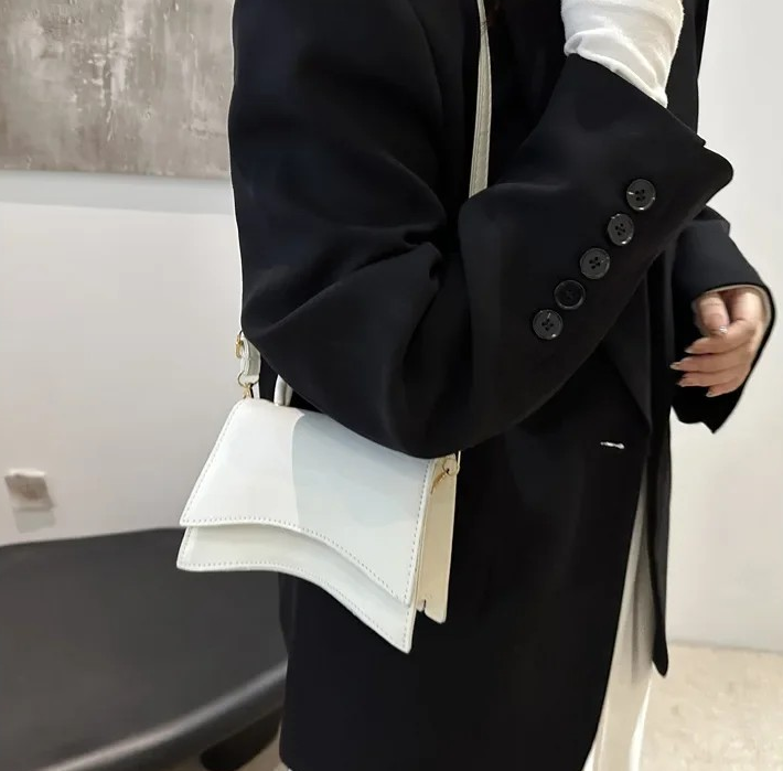 Journey's Crossbody