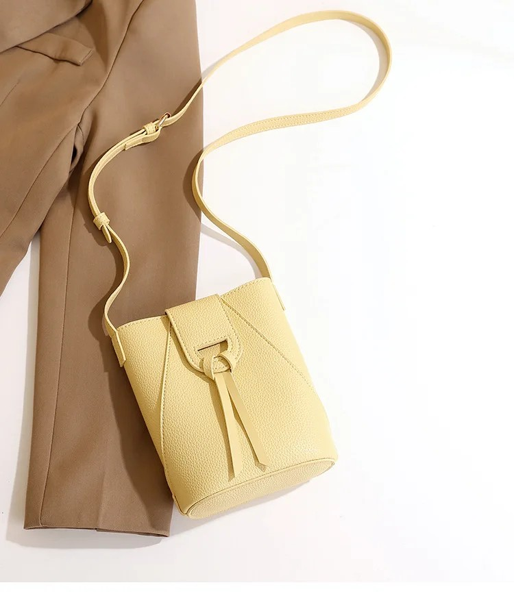 Soraya Messenger Bag
